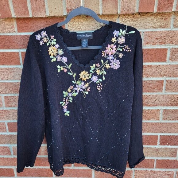 Unknown Sweaters - Celina Yang Designs Knitwear Originals Sweater Women's Size M Embroidered Floral